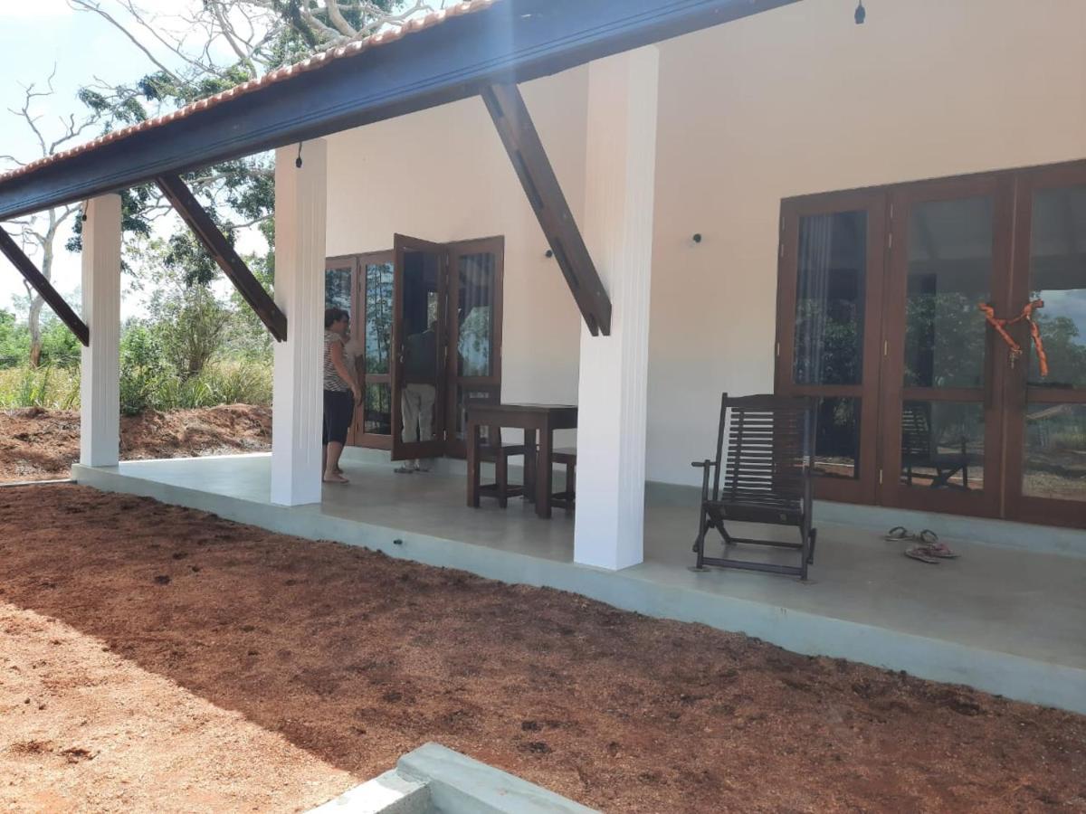 Moni Farm House Wilpattu Nochchiyagama Exterior foto