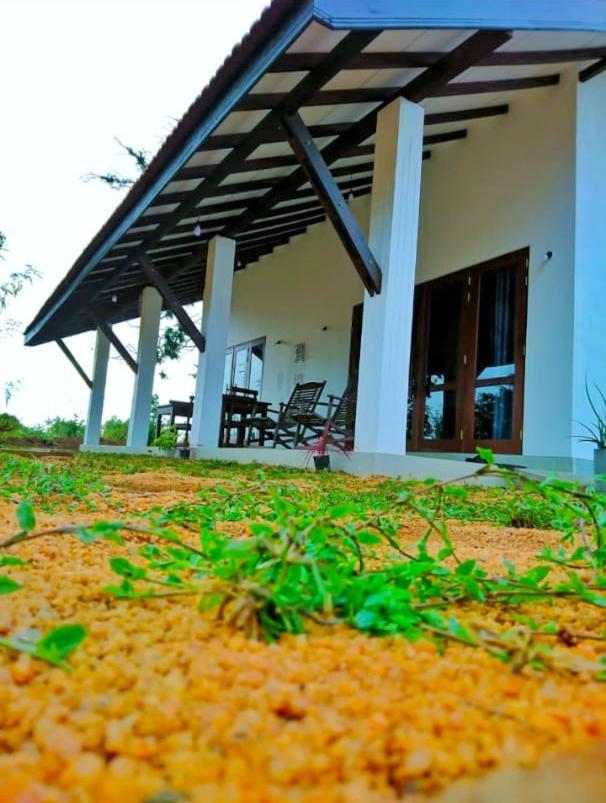 Moni Farm House Wilpattu Nochchiyagama Exterior foto